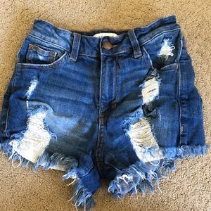 Highwasted Denim Shorts